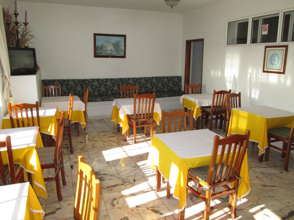 Pensao Residencial Vila Teresinha ฟุงชาล ห้อง รูปภาพ