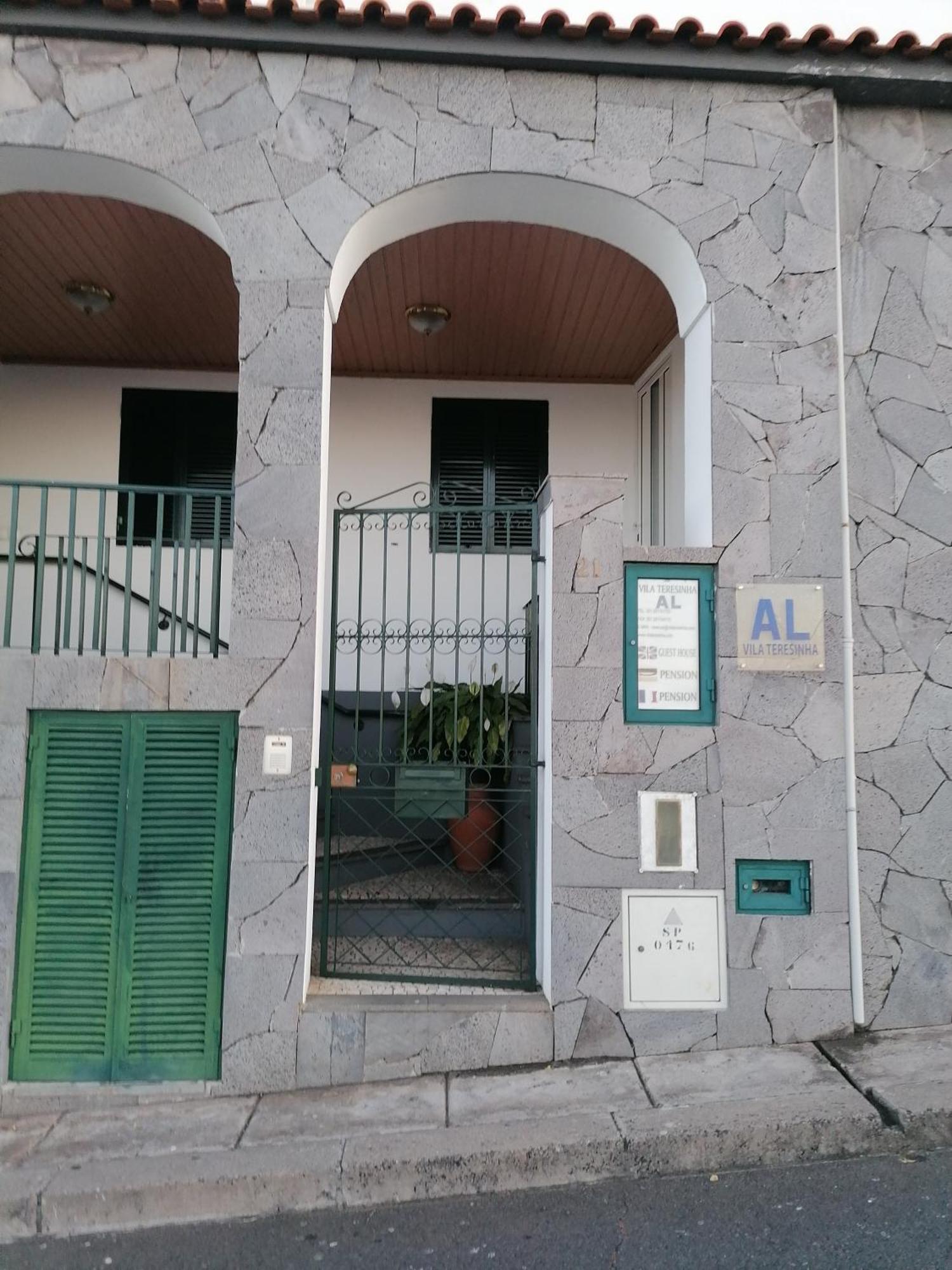 Pensao Residencial Vila Teresinha ฟุงชาล ภายนอก รูปภาพ